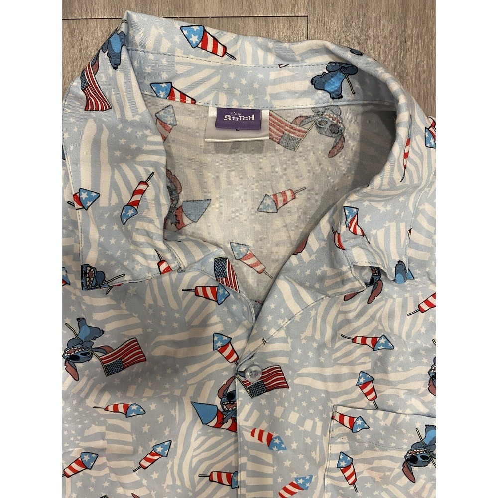 Lilo Stitch Disney USA Fireworks 4th July Button Shirt Large Hawaiian *Flaws* - Picture 3 of 8